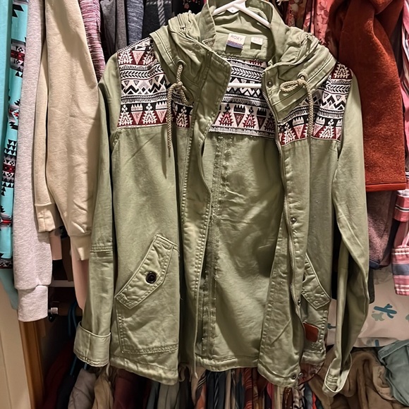 Roxy Jacket - Picture 1 of 3